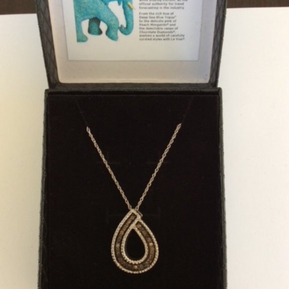 🌟🌸HOST PICK 🌟🌸 NWT Le Vian Pendant1/3 ct Chocolate Diamonds 14K White Gold - Picture 6 of 6